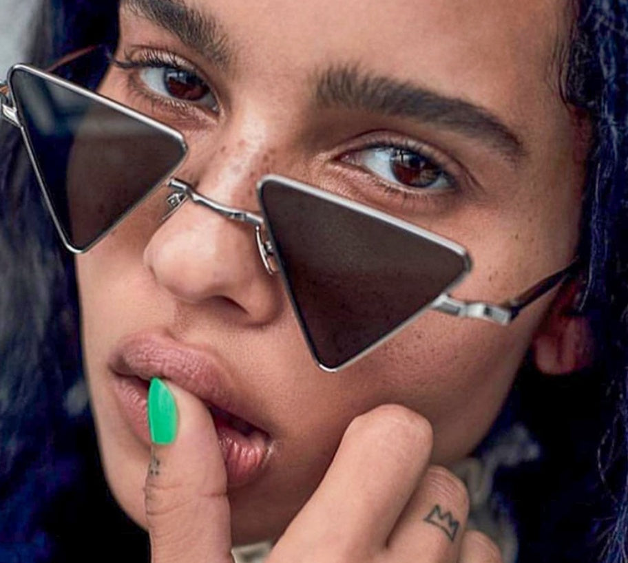 Gafas de sol con montura triangular