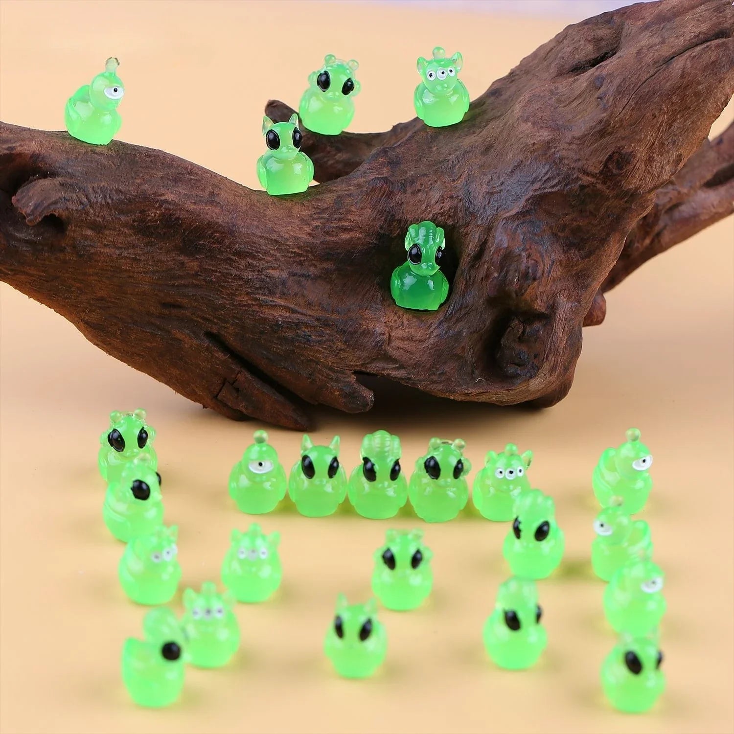 Green Mini Alien Duck festival item