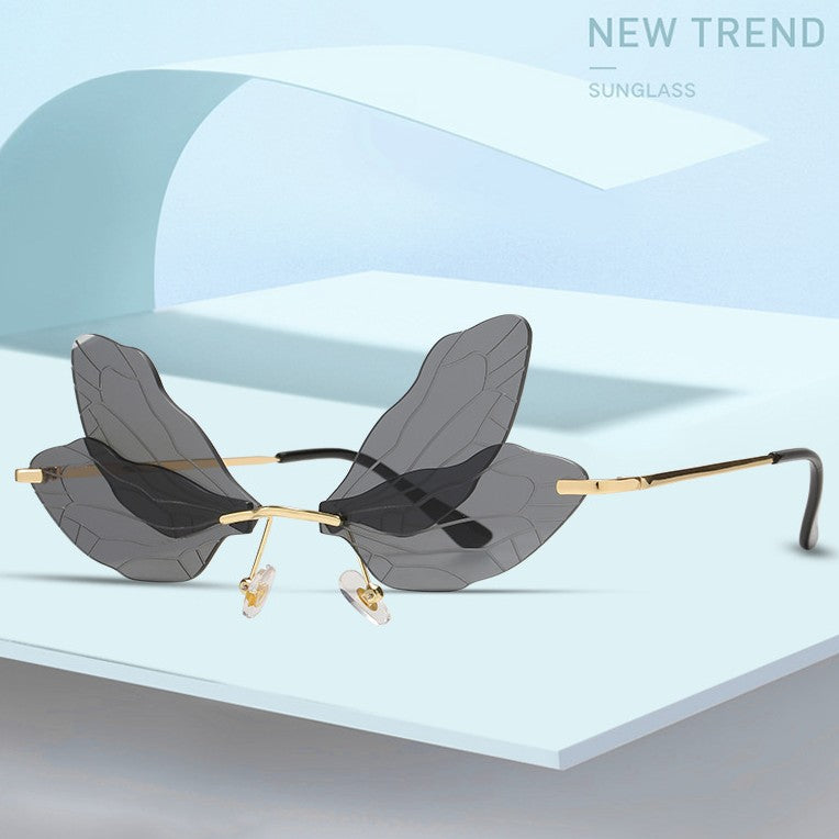 Trend Gradient Wings Sunglasses festival item