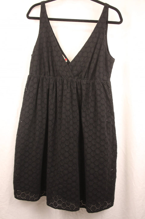 Black Sleeveless Cotton Dress